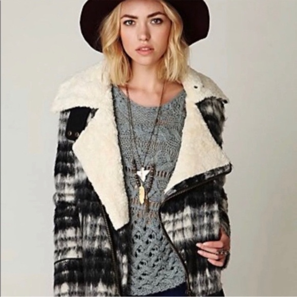 Free People Wool Blend Mohair Boho Shaggy Sherpa Bomber Cream Faux Fur Jacket